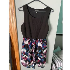 Vibrant beautiful Black and White Floral Dress